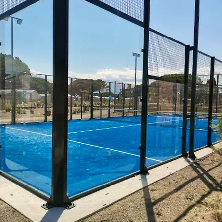 A Avec Piscine Holiday home *